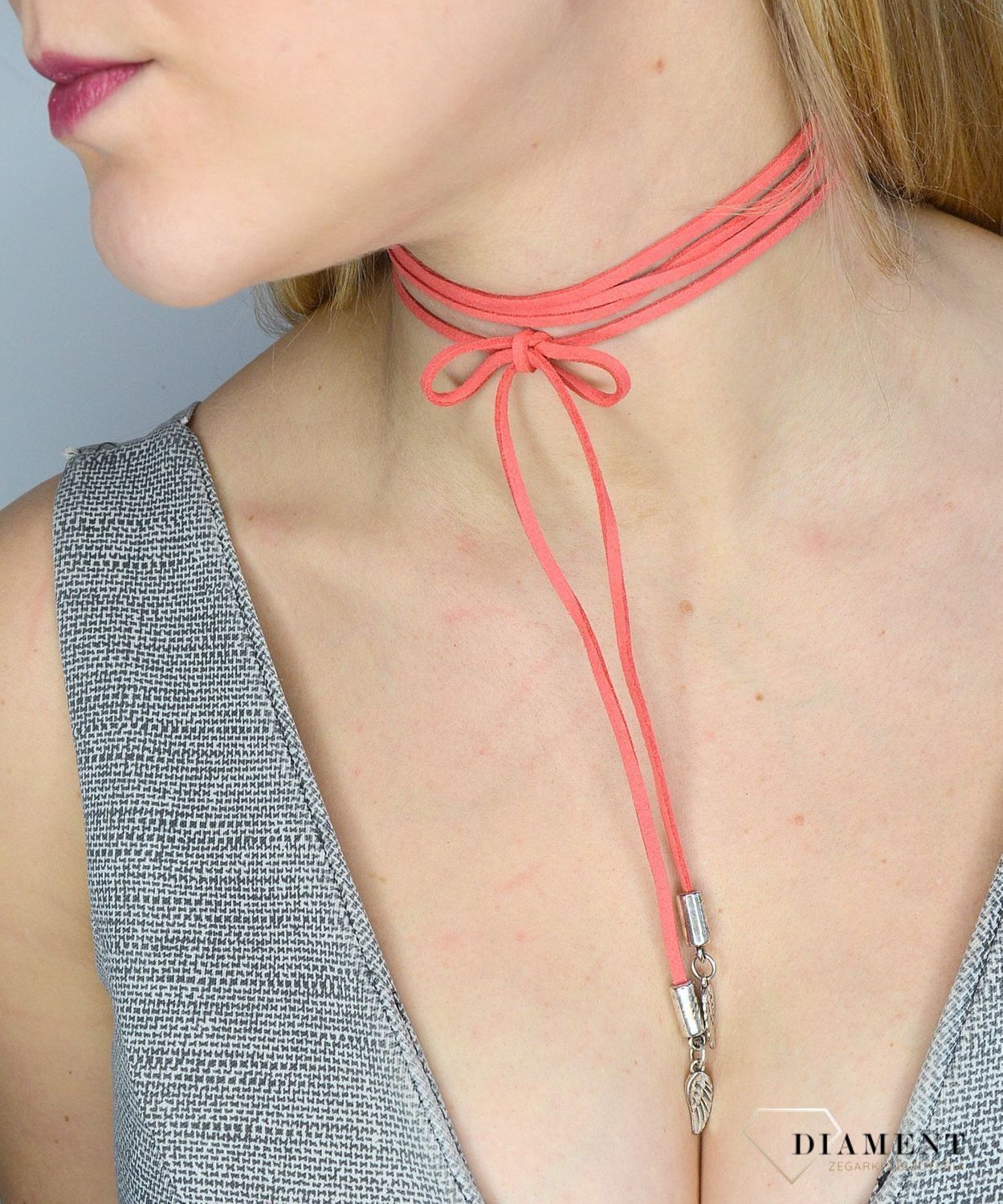 Naszyjnik choker bransoletka koralowy rzemyk ze skrzydłami.jpg